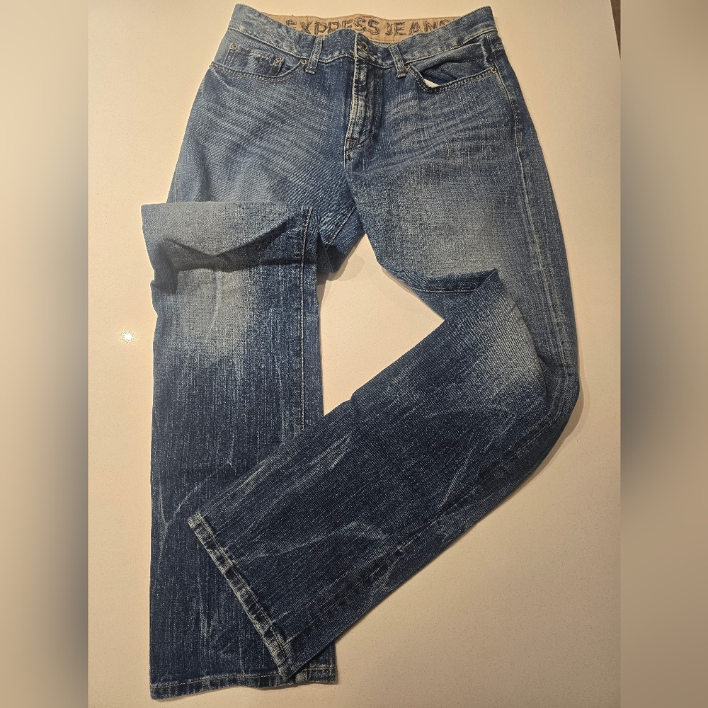 Express Classic Fit Jeans 32x34